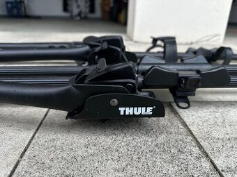 Nosič kol Thule (na střechu)