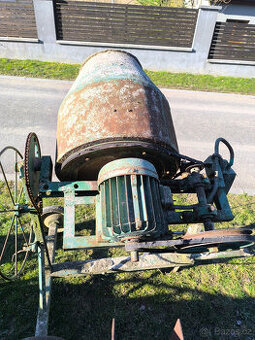 Stavební míchačka