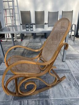 Houpací křeslo - 1