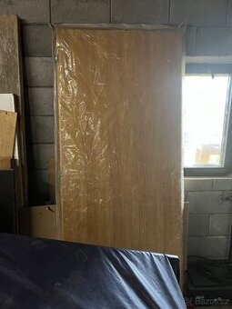 Dvere venkovni prave