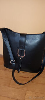 Kožená kabelka