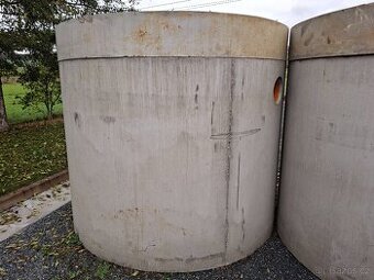 2 x betonová jímka na dešťovou vodu - dešťovka
