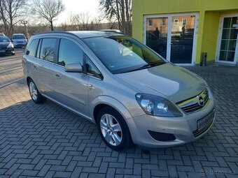 Opel Zafira 1.6i TAŽNÉ 7 MÍST 2010 BEZ KOROZE