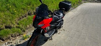 Aprilia SR GT 125 sport