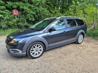 Ford Focus Combi 1.6 16v X ROAD
