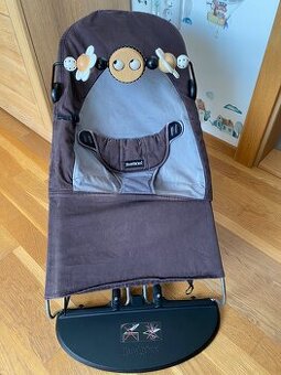Houpátko/lehátko BabyBjorn s hračkou