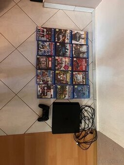 Prodám PS4 včetně 1 orig. ovladače + 15 her