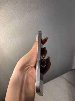 Apple iPhone 12 White