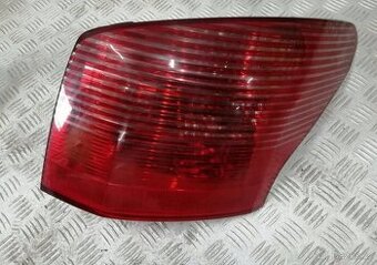Peugeot 407 sw zadní světla