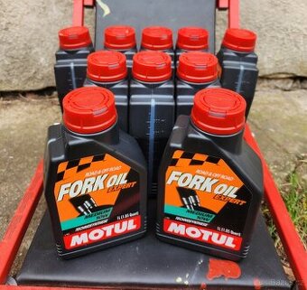 Motul fork oil medium expert 10W - 1