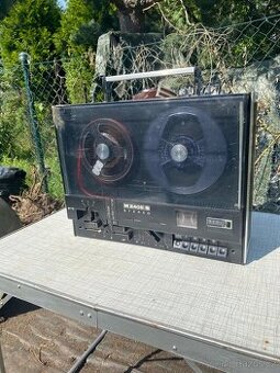 Retro magnetofon