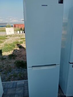 Lednice s mrazakem Samsung