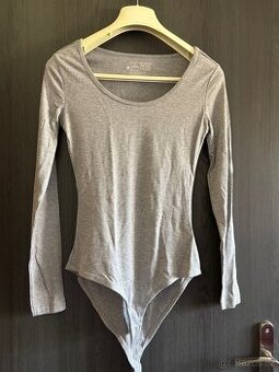 Body šedivé S
