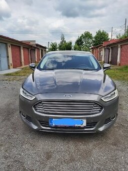 Prodám Ford Mondeo MK5 1.5 ecoboost - k opravě nebo na ND