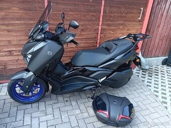 Yamaha Xmax 300