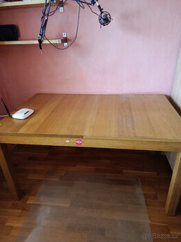 sedaci souprava, stůl