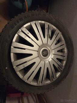 ZIMNÍ PNEU 205/55 r16 91H zimní pneu s disky a kryty kol