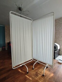 Kosmetický paraván, zástěna