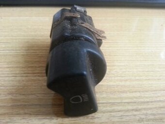 Zadní spoiler a pár dílů na Škoda 120l, 120ls, 120gls, 125l,