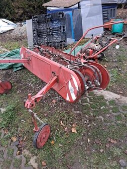 Shrnovač sena + MF70