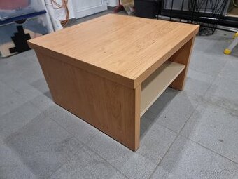 Konferenční stolek