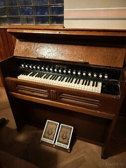 Harmonium PETROF