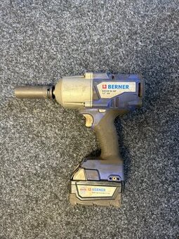 Makita rázový utahovák na kola bateriový