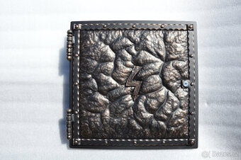 SLEVA=VÝPRODEJ - nová kovaná revizní dvířka do otvoru 60x60