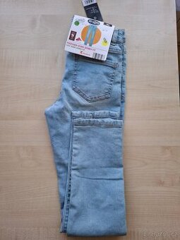 Dětské džíny velikost 146 - Nové