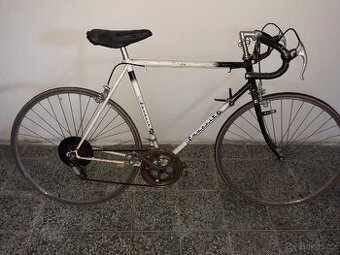 Prodam kolo favorit Rokycany krasny stav