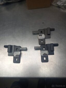 Čep zadního plata ŠKODA FORMAN.