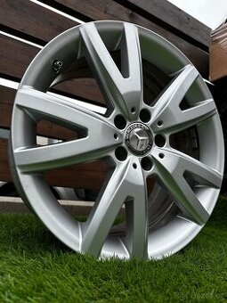 Alu kola 5x112 r18 (MB)