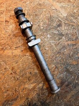 Osa zadního kola Honda CBR600RR PC37 05-06