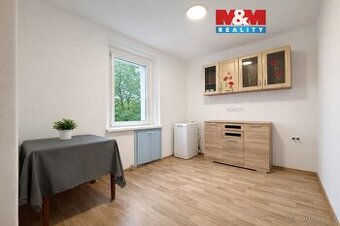Prodej bytu 2+1, 61 m², Karlovy Vary, ul. Nejdecká