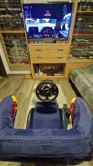 Závodní sedačka Redbull