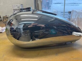 Nádrž Jawa pérák zbrojovka