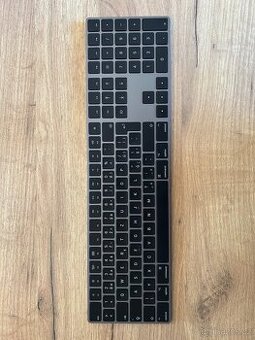 Apple magic keyboard CZ s numerickou klavesnicí