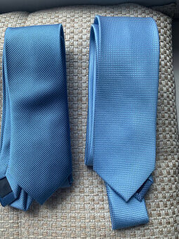 Kravata, nebeská barva