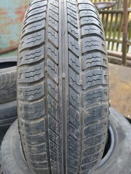 1x Michelin 165/65 R14