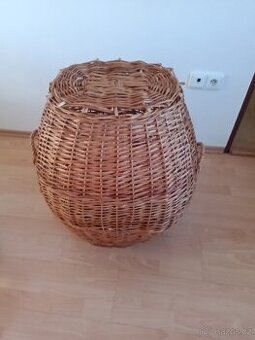 Proutěný koš velký