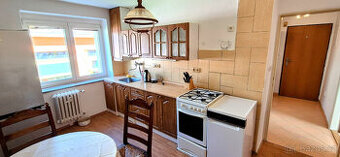 Pronájem zrekonstruovaného a zařízeného bytu 2+1 ul.Mahenova