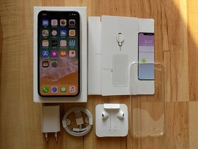 Apple iPhone X 64GB Silver, ZÁRUKA, SUPER stav