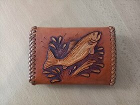 Pánská kožená peněženka s přírodními motivy