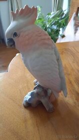 Royal Lux, soška papouška