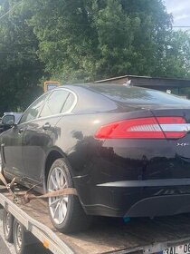 Jaguar xf dily z celeho vozu a nebo komplet