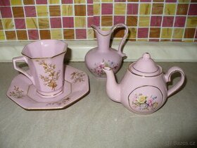 růžový porcelán