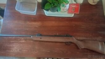 Hunter 440 Cal. 4.5 GAMO Made in Spain.
