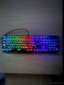 Mechanicka klavesnice + podložky ZDARMA