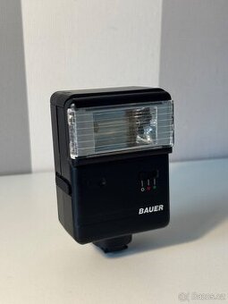 Blesk Bauer E 528 AB