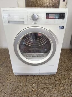 Sušička prádla s tepelným čerpadlem Electrolux